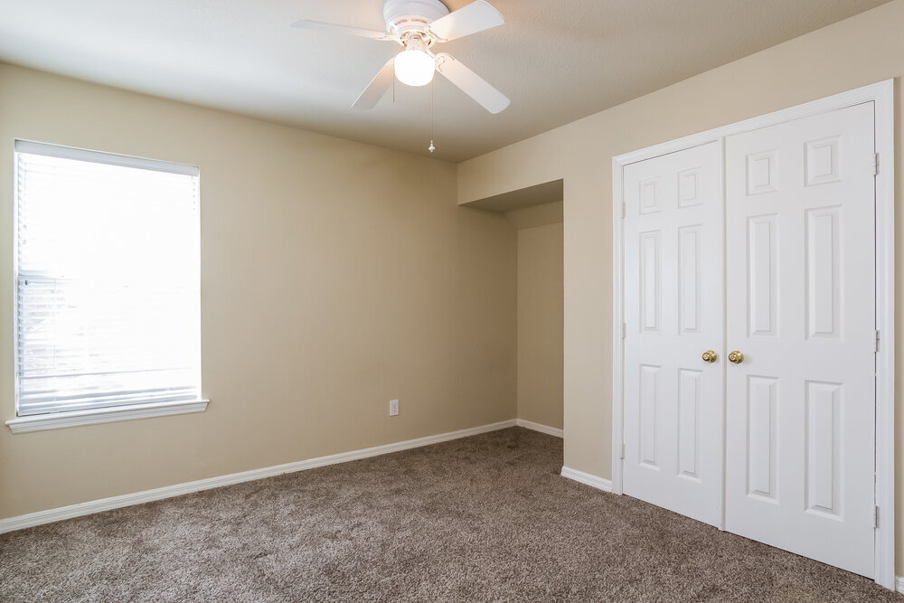 Building Photo - 3931 Echo Mountain Dr
