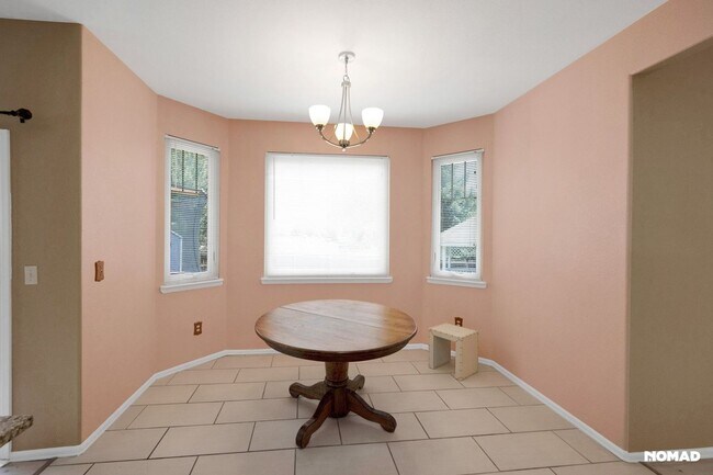 Building Photo - Spacious 4BR House in Broomfield