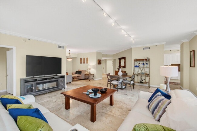 Building Photo - 3700 S Ocean Blvd