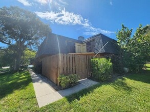 Building Photo - 28 Cedar Dunes Dr