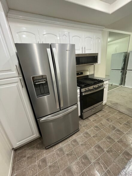 Primary Photo - 1161 Packers Cir