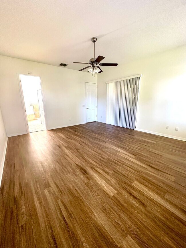 Building Photo - 4/2 Windermere Home Located in Providence