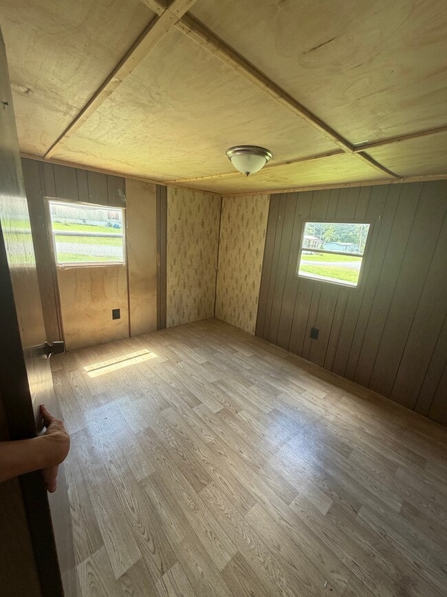 Building Photo - 55 Rose Hill Dr