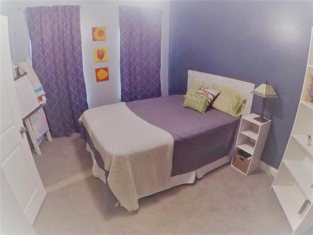 Building Photo - 1921 Summit Ave