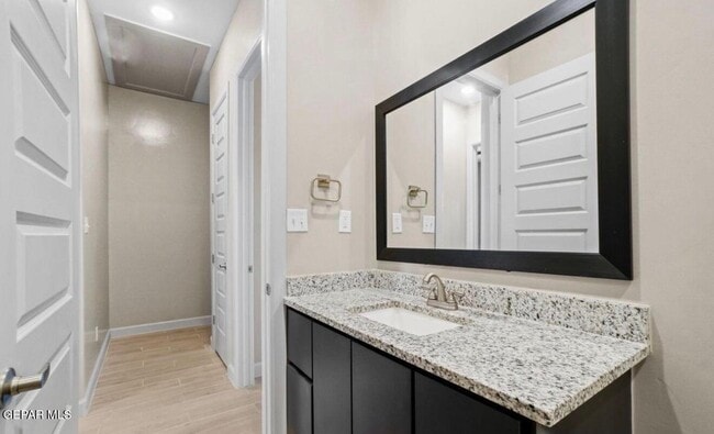 Building Photo - 313 Vin Raliuga Ct