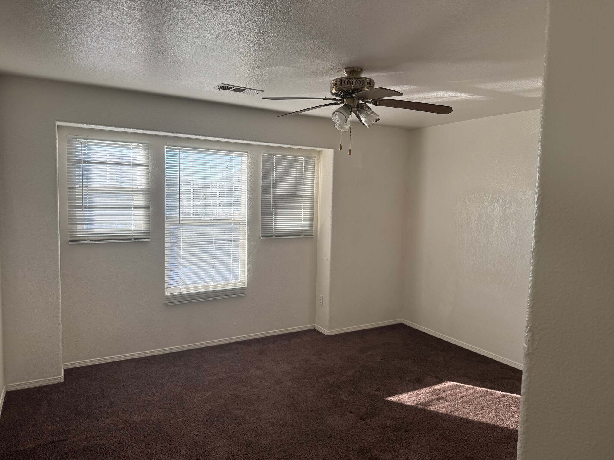 Building Photo - 44334 Sundance Ct