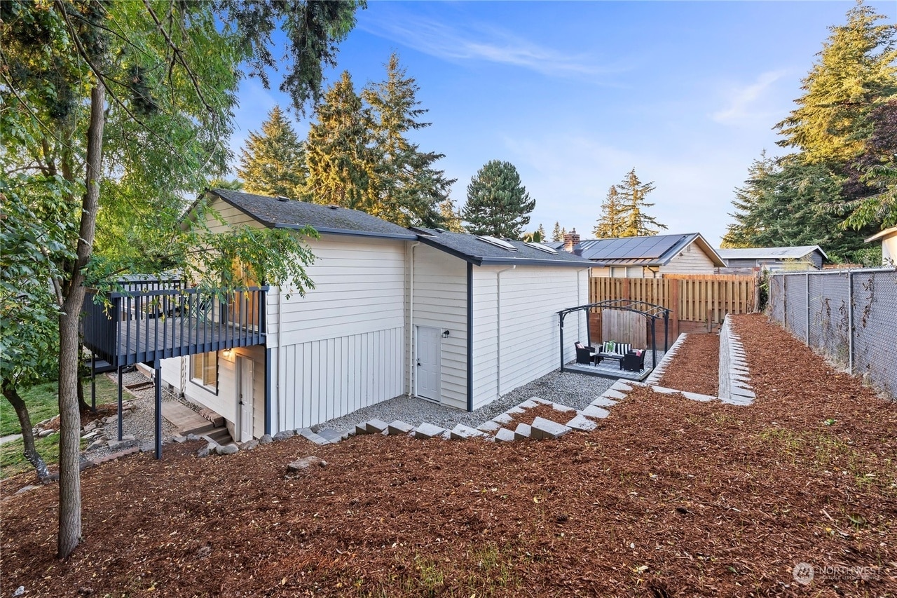 Building Photo - 18408 Occidental Ave S