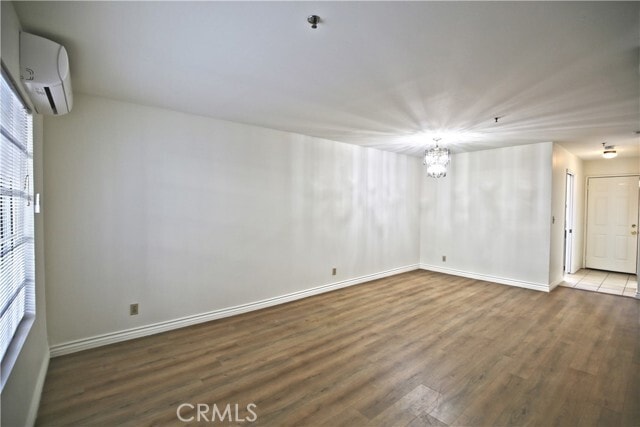Building Photo - 1211 Huntington Dr