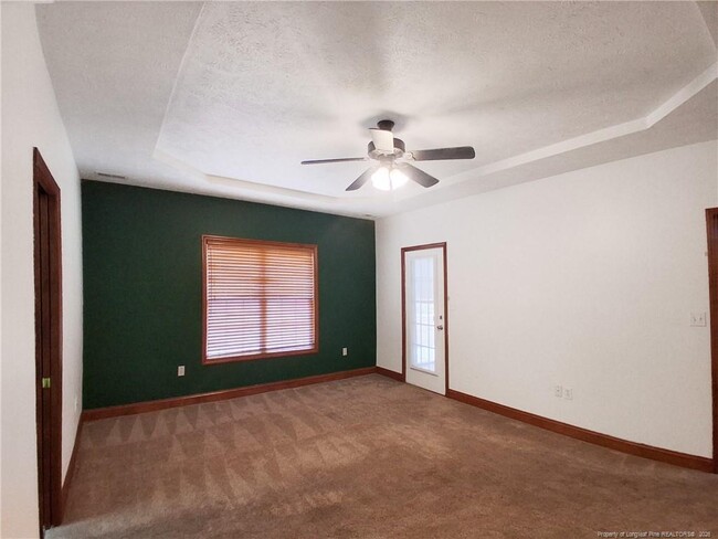 Building Photo - 9310 Creek Path Pl