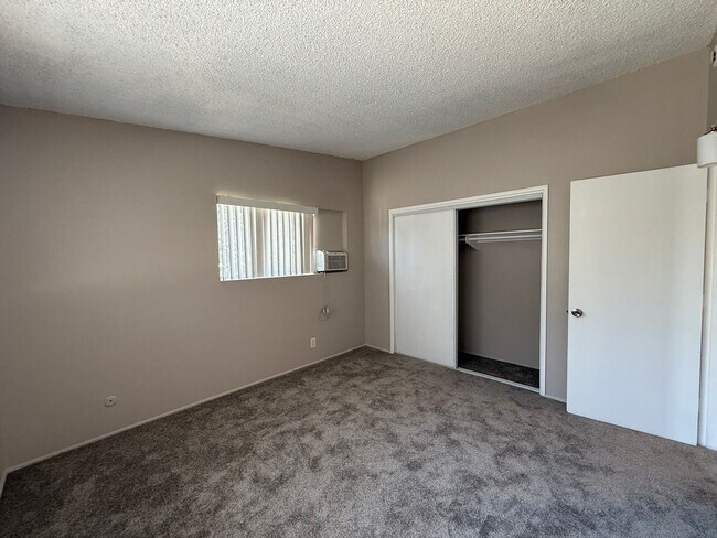 Building Photo - 104 - Raymond Property