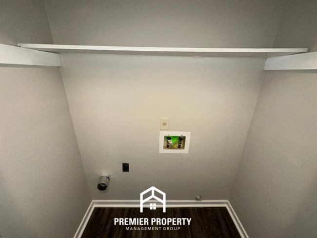 Building Photo - 4556 Trout Valley Dr