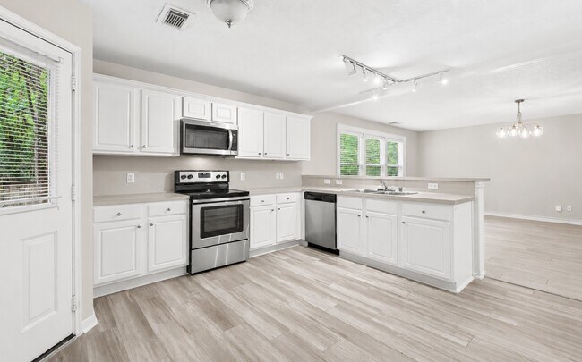 Building Photo - 6 Orion Star Ct