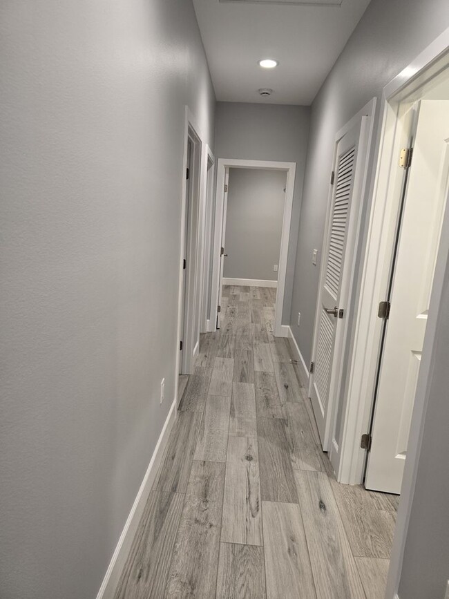 Building Photo - Stunning Brand New Rental in Garden Grove