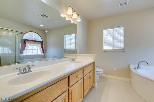 Building Photo - 6673 Octave Ave