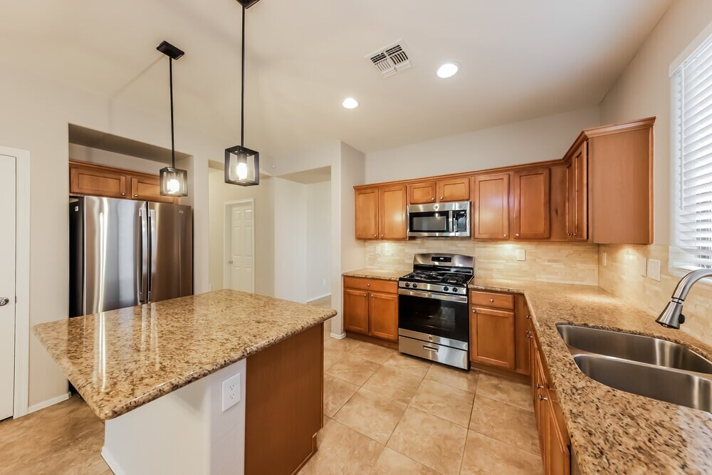 Building Photo - 38502 N Pagoda Ct