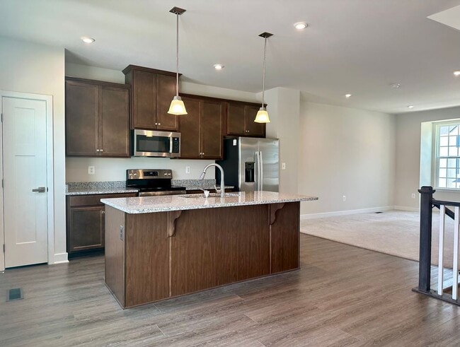 Building Photo - 36062 Coyote Trail