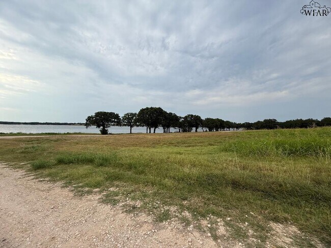 Building Photo - 1163 Bay Shore Dr