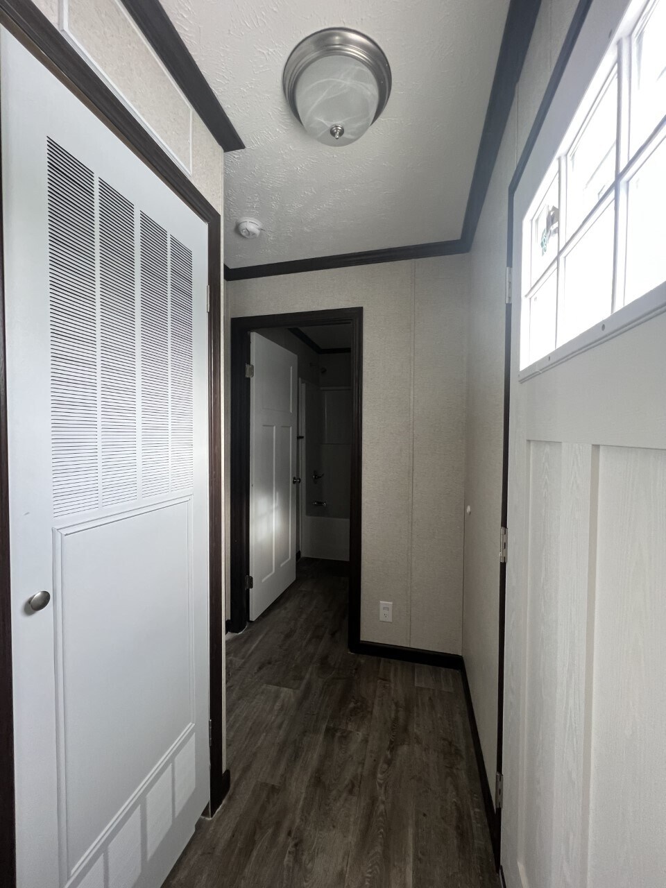 Building Photo - 333 E Lakewood Blvd