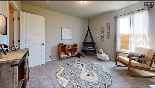 Building Photo - 604 Klynes Dr