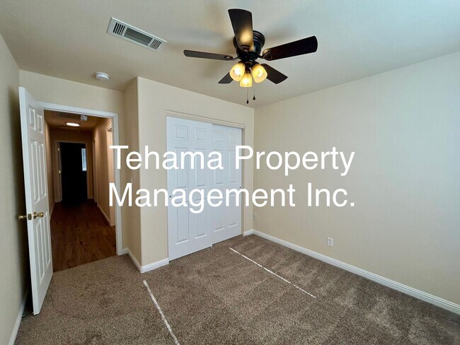 Building Photo - Newly remodeled 4 bedroom 2 bathroom
