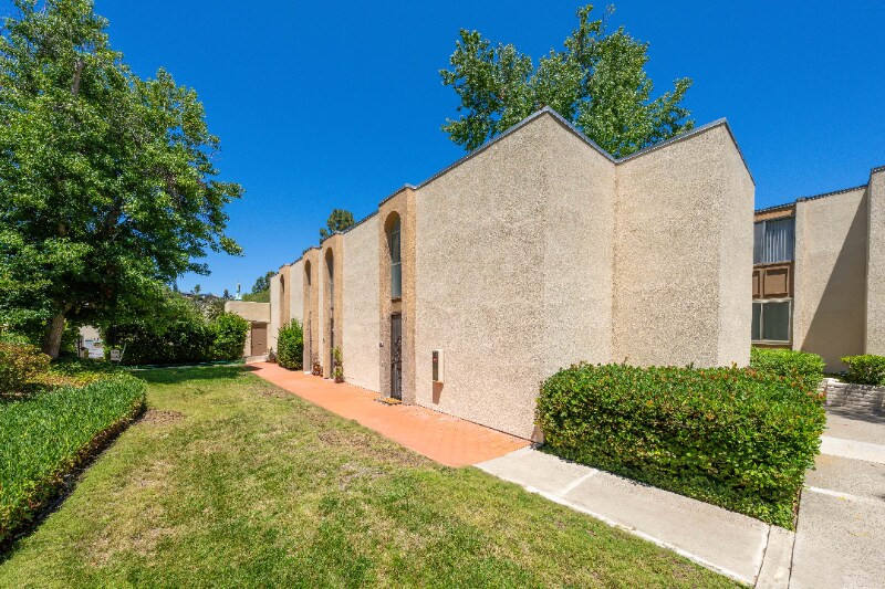 Building Photo - 4843 Collwood Blvd