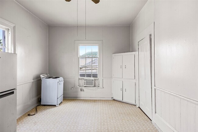 Building Photo - 1524 Mechanic St