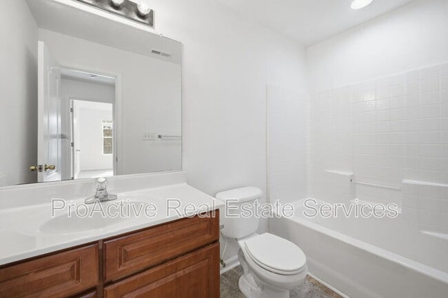 Building Photo - 2021 Livingston St