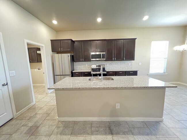 Building Photo - 2339 143rd St