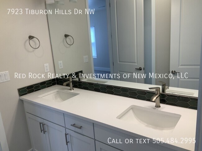 Building Photo - 7923 Tiburon Hills Drive NW