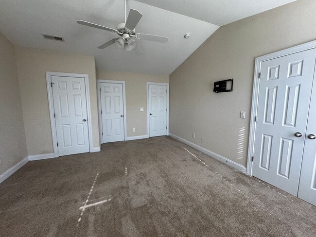 Building Photo - 5042 Wyngate Village Dr