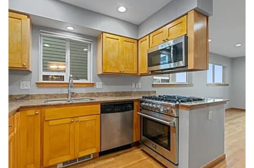 Building Photo - 4535 41st Ave SW