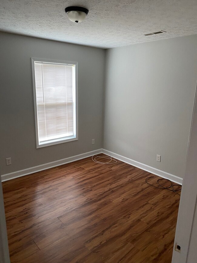 Building Photo - 61 Polk St