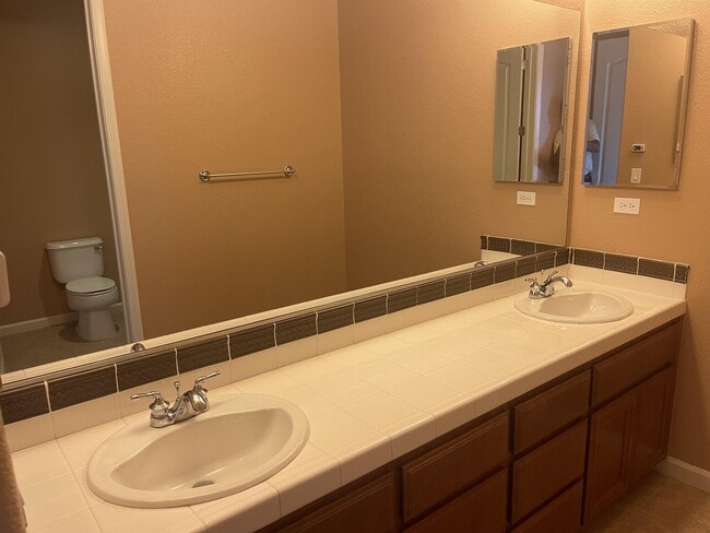 Building Photo - 3450 Capoterra Way