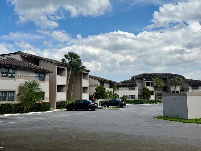 Building Photo - 9827 Nob Hill Ct