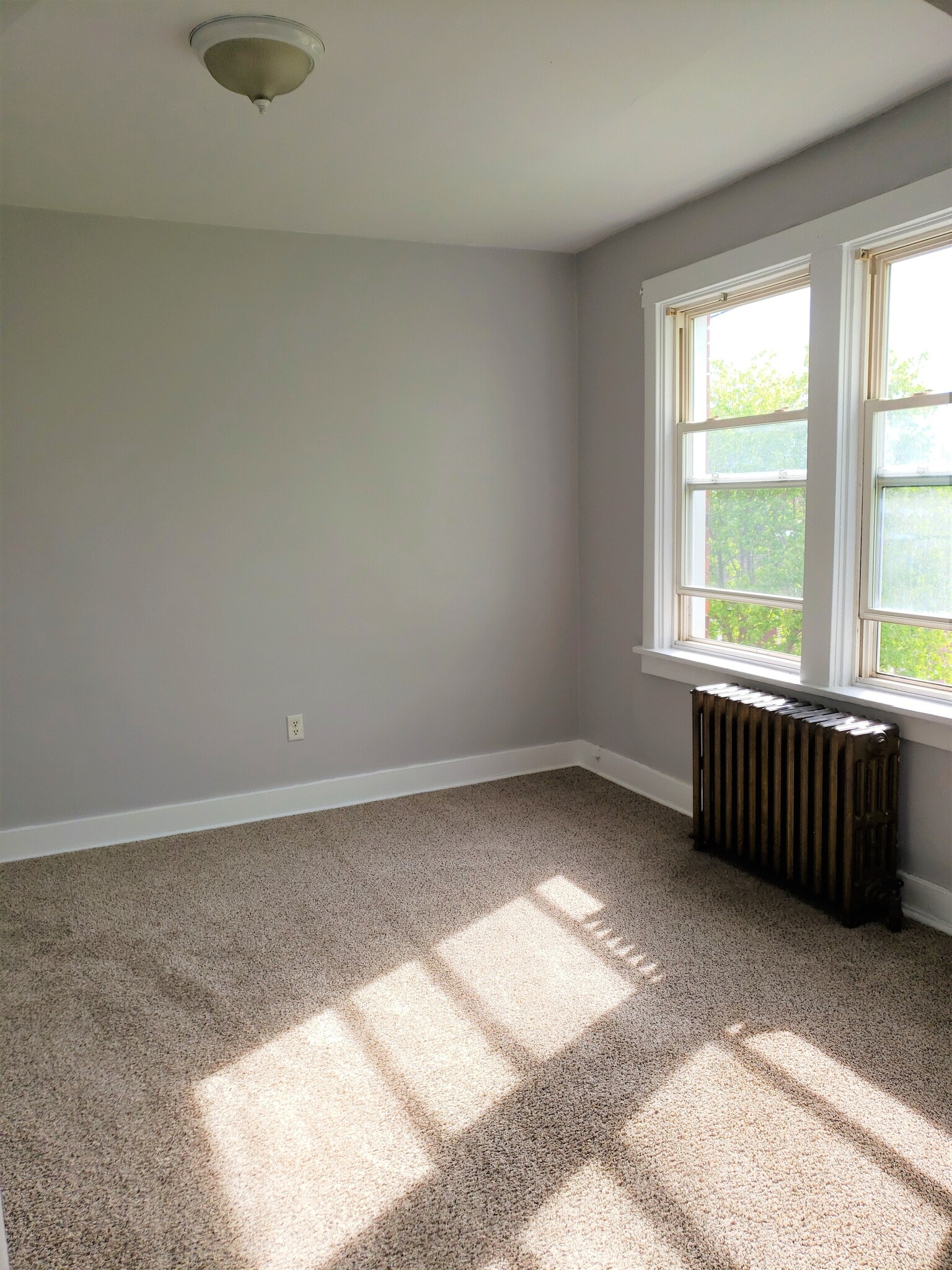 The living room connects to the dining room - 201 Richbarn Rd