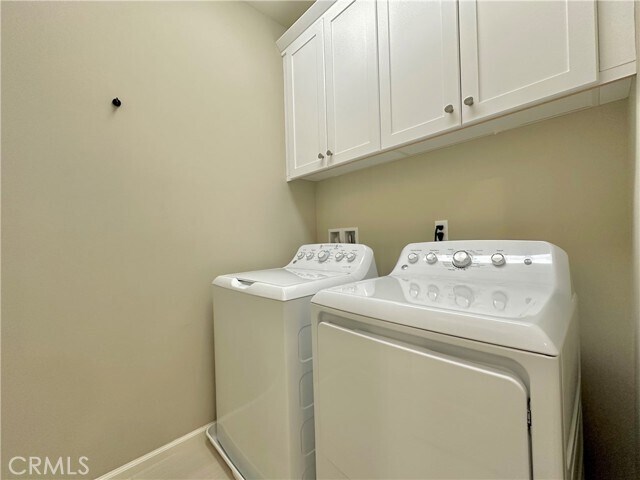 Building Photo - 123 Desert Lotus