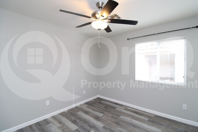 Building Photo - 31402 N Cactus Dr