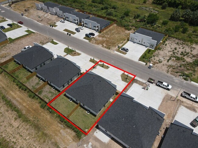 Building Photo - 2608 Bald Cypress Dr