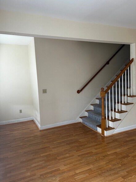 Building Photo - 29B Edgewood St