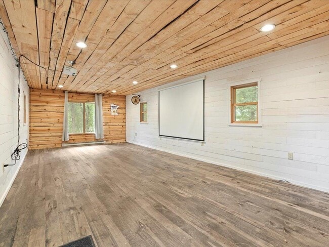 Building Photo - 29929 Aztec Cir