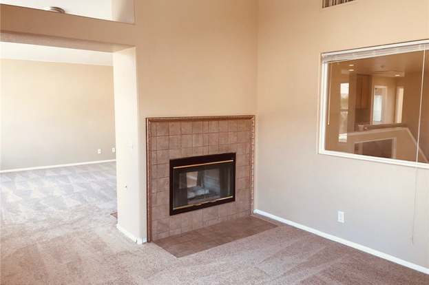 Building Photo - 7840 Millhopper Ave