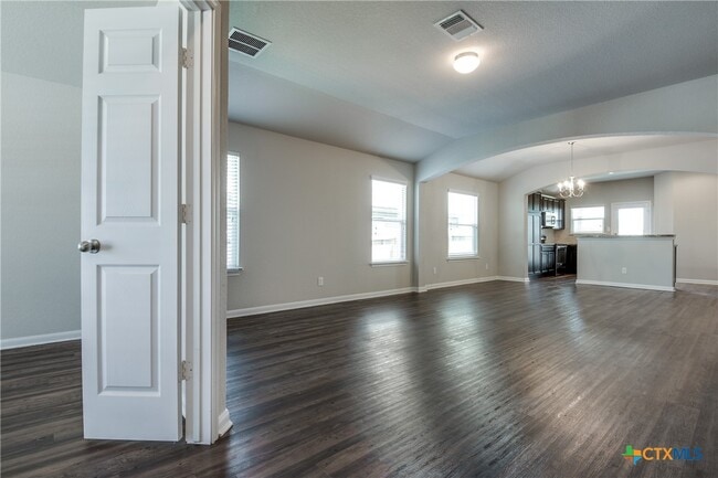 Building Photo - 1041 Lauren St