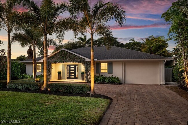 Building Photo - 339 4th Ave N