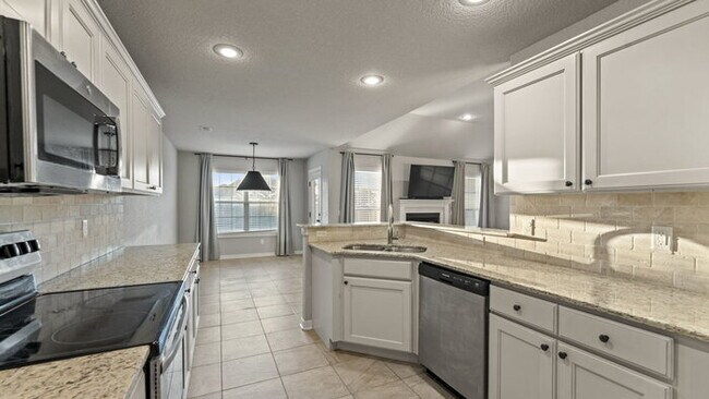 Building Photo - 3960 Deerhurst St