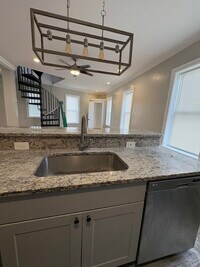 Building Photo - Soldoris