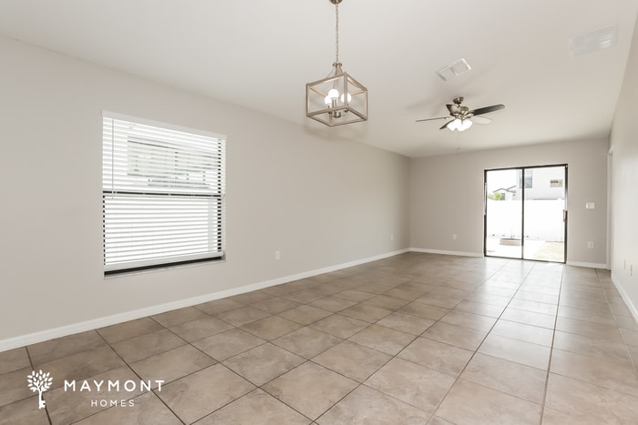 Building Photo - 14810 Crescent Rock Dr