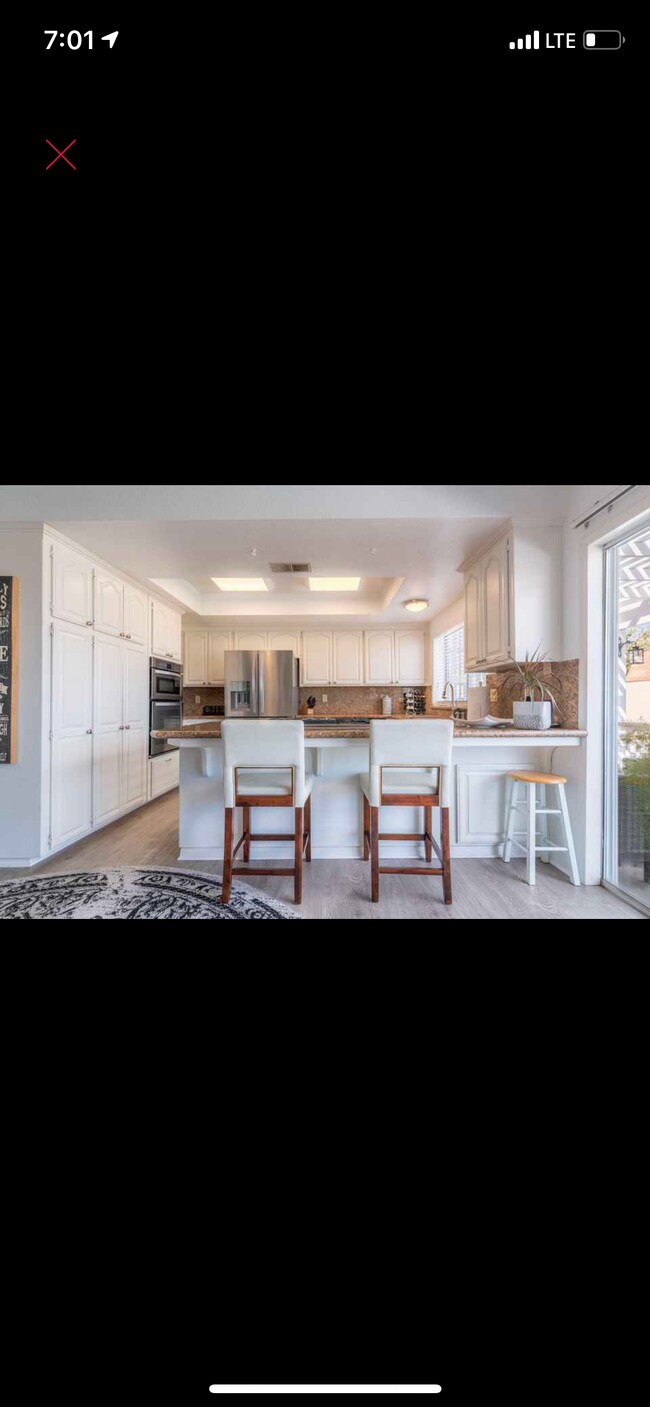 Building Photo - 6327 Giovanni Way