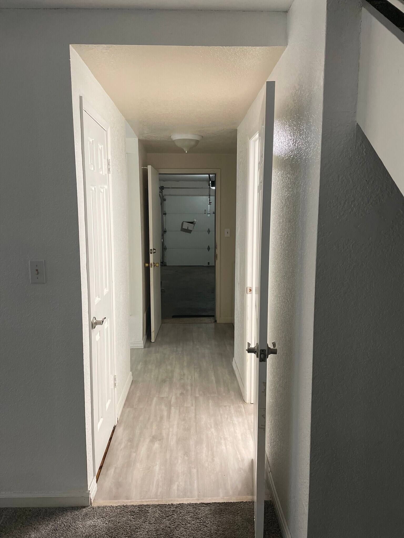Hallway - 2595 El Portal Dr