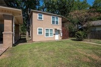 Building Photo - 206 S Sims Ave