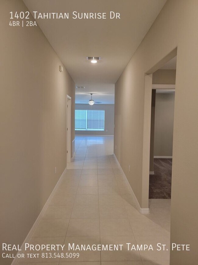 ***OPEN HOUSE 12/14/2022 11 TO 12 PM*** 1402 Tahitian Sunrise Dr